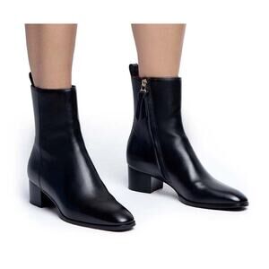 Tuckernuck A di GAETA Black Calf Leather L'Irrequieta Ankle Boots Size 6 US